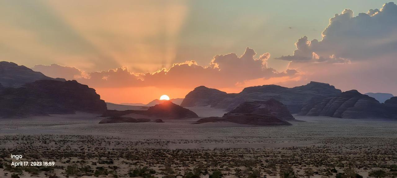 Wadi Rum Stargazing Camp Bagian luar foto